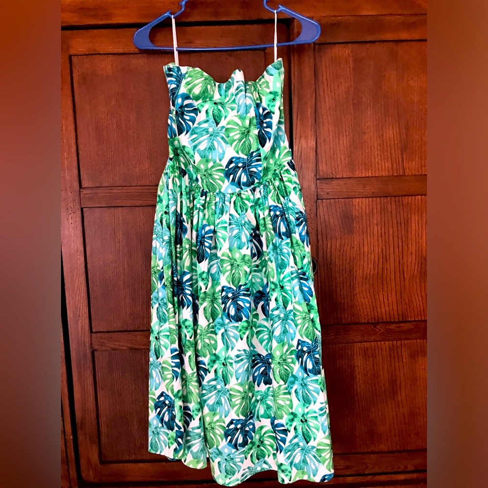 Size 12 US and size 16 UK strapless dress